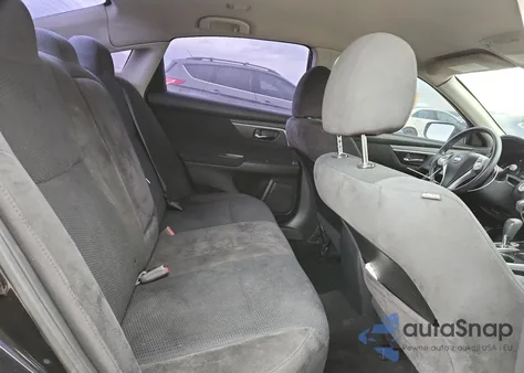 2015 Nissan Altima 2.5 из США, поврежденный, VIN 1N4AL3AP9FN301828